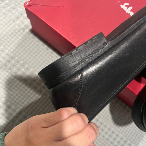 🌟Ferragamo Loafers🌟 - Picture 5 of 11